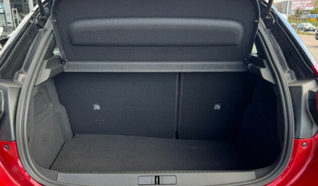 OPEL CORSA 9806 (6)