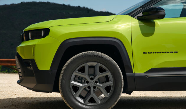 JEEP-COMPASS-J4U-MHEV-MY26-1280X960-18-ALLOY-WHEELS
