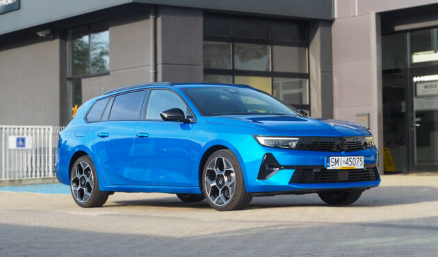 Sports Tourer GS 1.2 Turbo AT8 130KM S / S