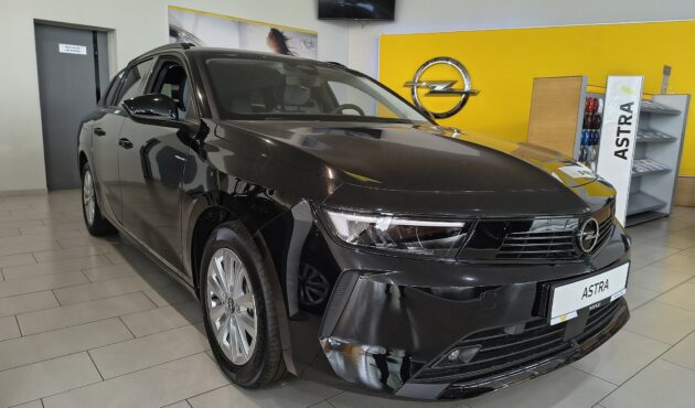Wyprzedaż Opel Astra ST Kombi 1.2T 110KM MT6