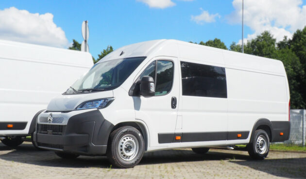 BRYGADOWY 7 osobowy L4H2 2.2 180KM AT8 Heavy