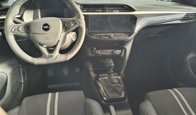 CORSA OPEL 270627 (8)