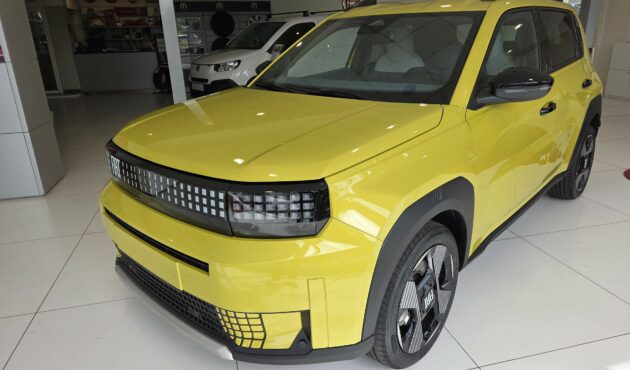 FIAT GRANDE PANDA LA PRIMA HYBRID