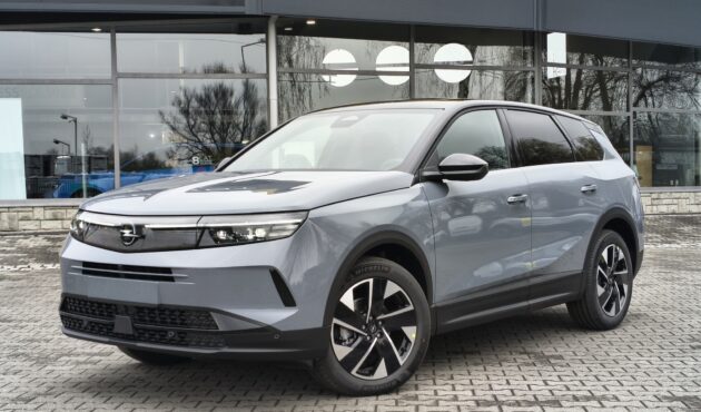 / MAX opcja / Hak / Panorama / Hybryda / Od ręki