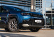 jeep-compass-niebieski-metalik-przod-zblizenie-na-maske-lewy-profil-detale-niski-kat-bielsko-biala-waro