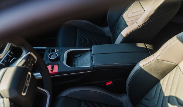 jeep-compass-wnetrze-tunel-srodkowy-bielsko-biala-waro