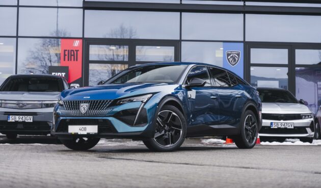 peugeot-408-detal-przodu-prawa-strona-niebieski-metalik-bielsko-biala-waro