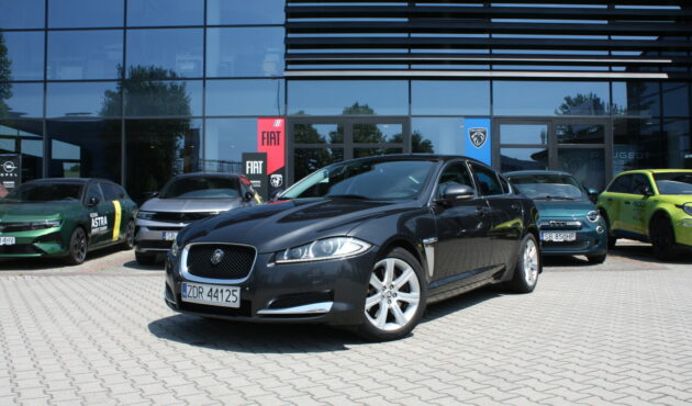 Jaguar XF 3.0 V6 D S Luxury RWD Automat