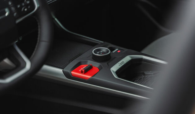 jeep-compass-brazowy-z-czarnym-dachem-skrzynia-automatyczna-zory-waro