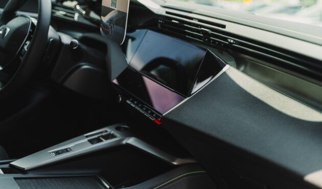peugeot-408-nowy-lifting-i-cocpit-wnetrze-bielsko-biala-waro