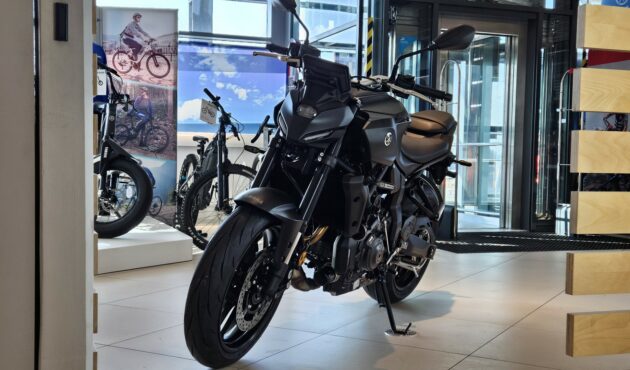 yamaha-mt-07-katowice-front