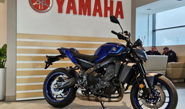 yamaha-mt-09-katowice-prawy-bok