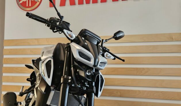 yamaha-mt-125-katowice-lampa