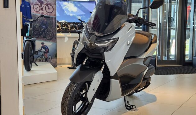 yamaha-nmax-125-tech-max-katowice-front
