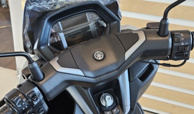 yamaha-nmax-125-tech-max-katowice-wyświetlacz-sterowanie