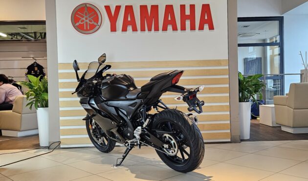 yamaha-r125-katowice-lewy-tył