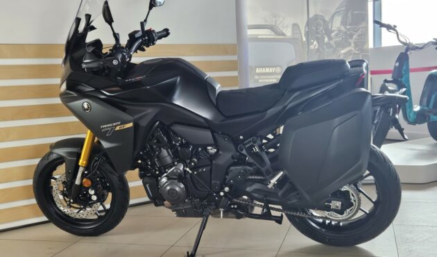 yamaha-tracer-7-GT-katowice-lewy-bok