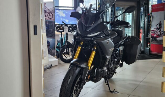 yamaha-tracer-7-GT-katowice-przód