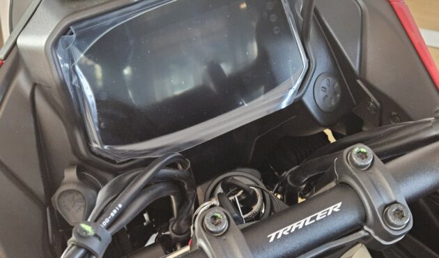 yamaha-tracer-7-katowice-wyświelacz