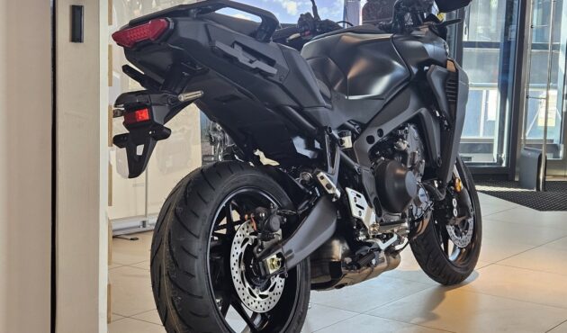 yamaha-tracer-9-gt-katowice-prawy-tył (Duży)
