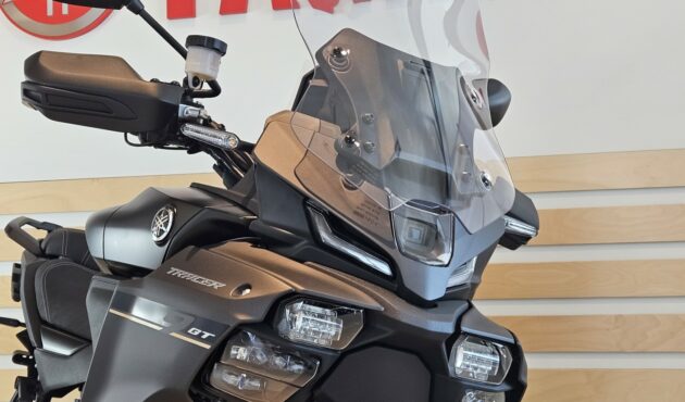 yamaha-tracer-9-gt-katowice-zbliżenie-fornt (Duży)