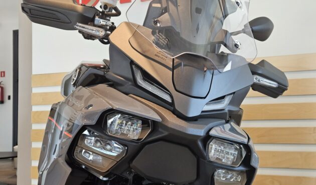 yamaha-tracer-9-katowice-lampa
