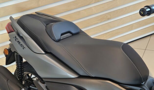 yamaha-xmax-125-katowice-kanapa