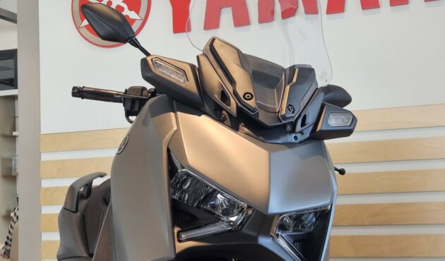 yamaha-xmax-125-katowice-lampy
