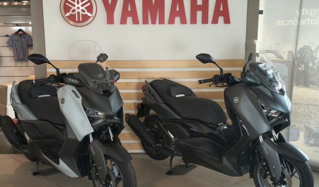 yamaha-xmax-125-tech-max-katowice-kolory3
