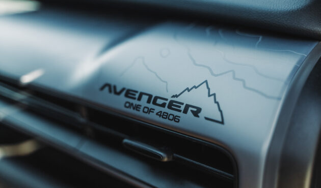 jeep-avenger-the-north-face-wnetrze-przod-limitowana-wersja-bielsko-biala-waro
