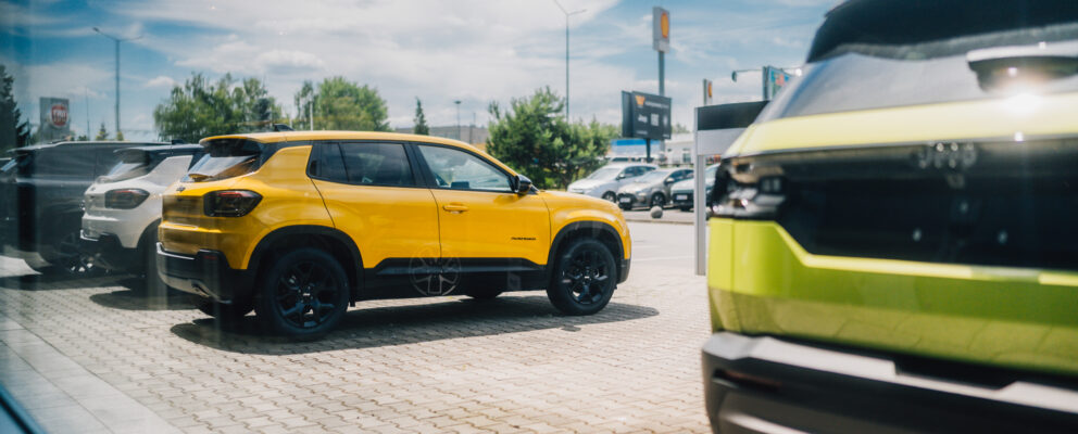 Jeep Avenger vs Compass – porównanie | Jeep WARO